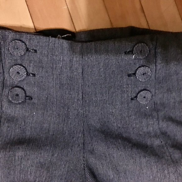 Wool houndstooth shorts - Picture 2 of 4